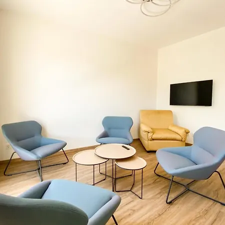 110 Lux Furnished Flat Apartment