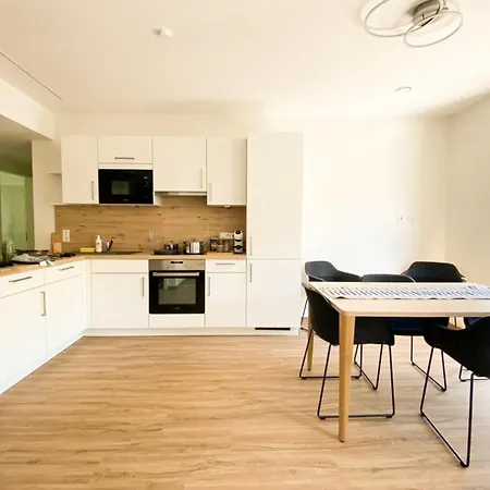 Apartment 110 Lux Furnished Flat