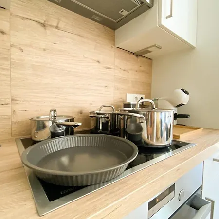 110 Lux Furnished Flat Beaufort